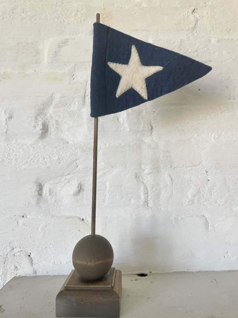 Single Star Felt Flag - Navy